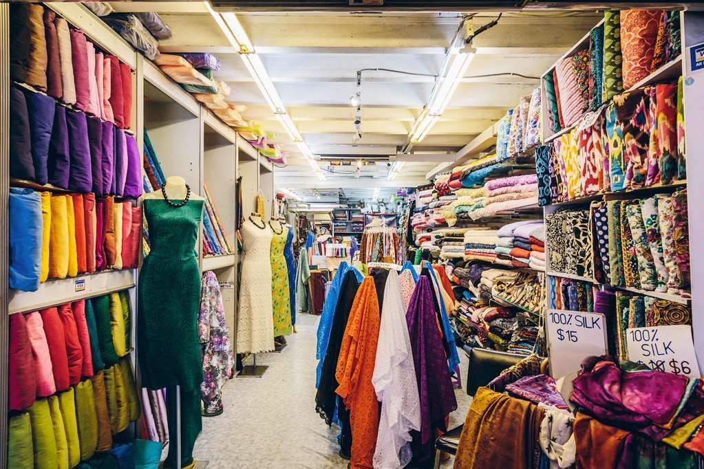 Khách sạn Village Bugis By Far East Hospitality 4*
